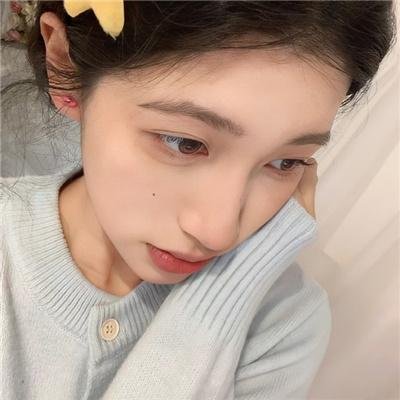10号舱里的女人